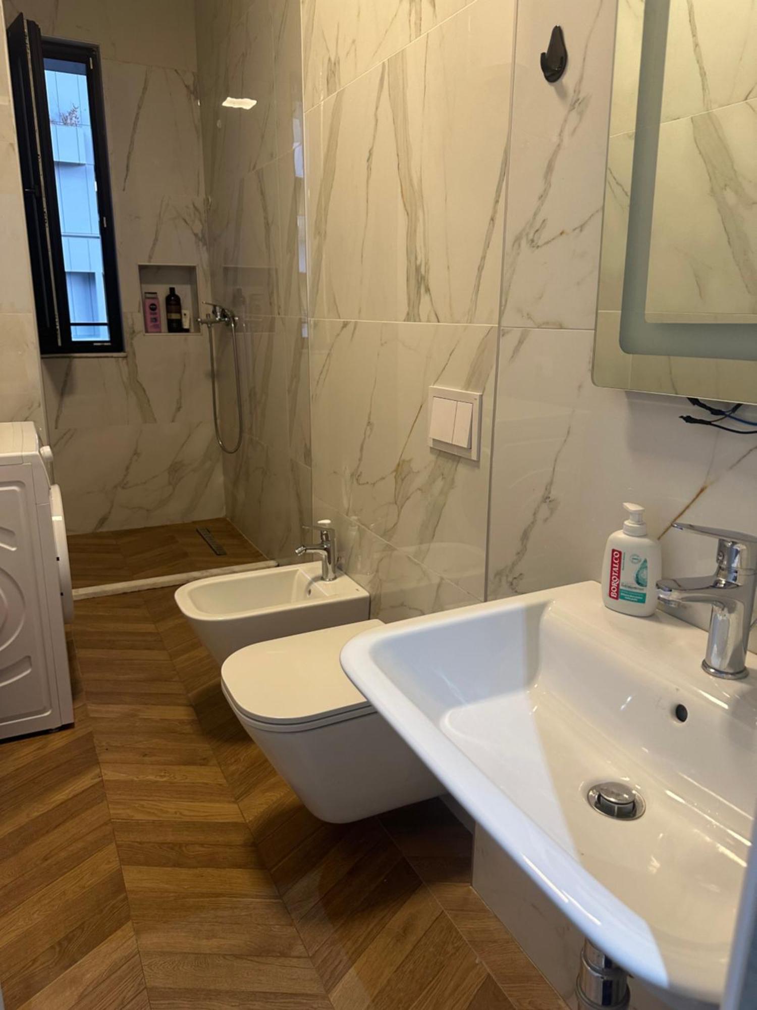Free Parking Tirana Modern Escape Apartment Luaran gambar